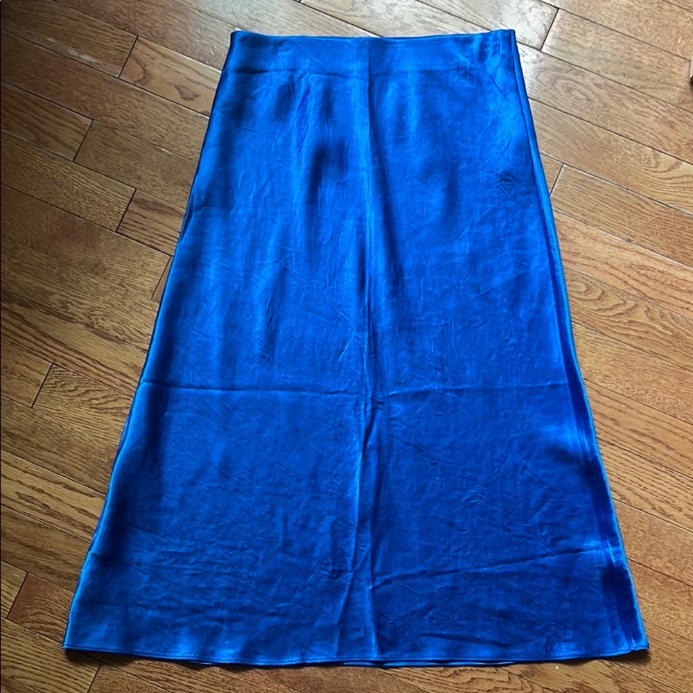 Aritzia Babaton Slip Skirt Midi Size 6